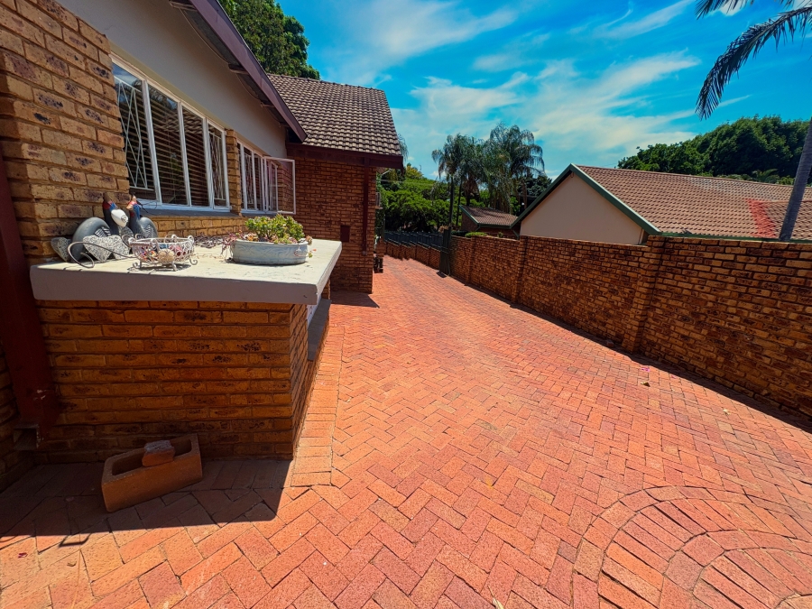 4 Bedroom Property for Sale in Florauna Gauteng