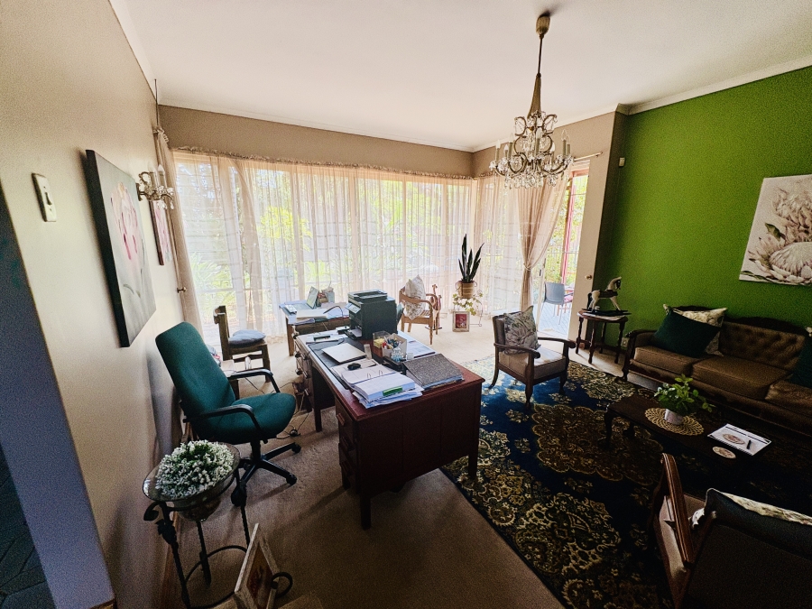 4 Bedroom Property for Sale in Florauna Gauteng