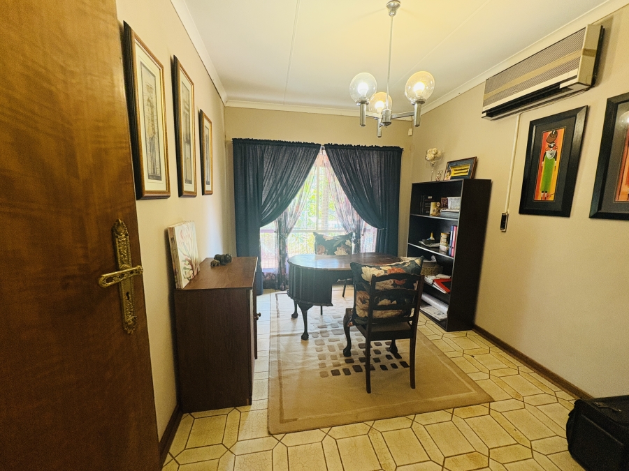 4 Bedroom Property for Sale in Florauna Gauteng