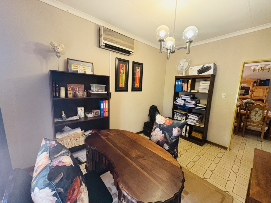 4 Bedroom Property for Sale in Florauna Gauteng