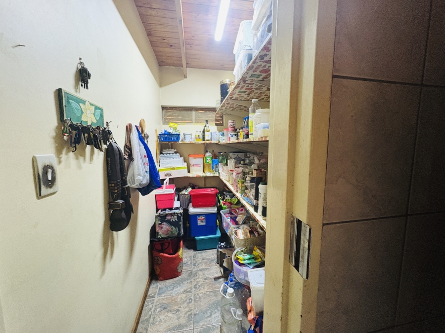 4 Bedroom Property for Sale in Florauna Gauteng