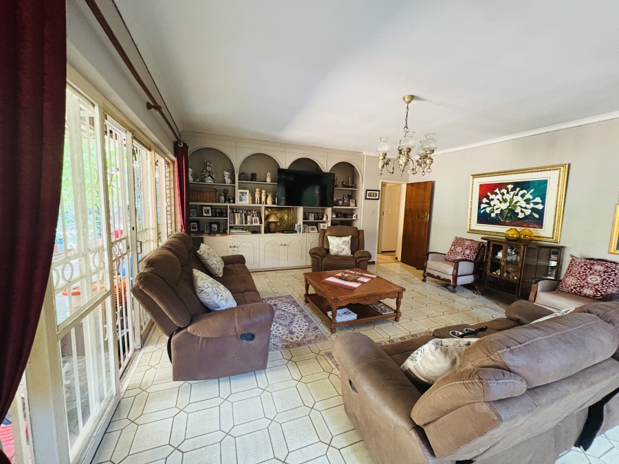 4 Bedroom Property for Sale in Florauna Gauteng