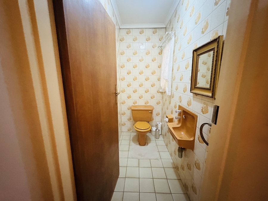 4 Bedroom Property for Sale in Florauna Gauteng