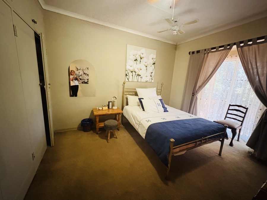 4 Bedroom Property for Sale in Florauna Gauteng