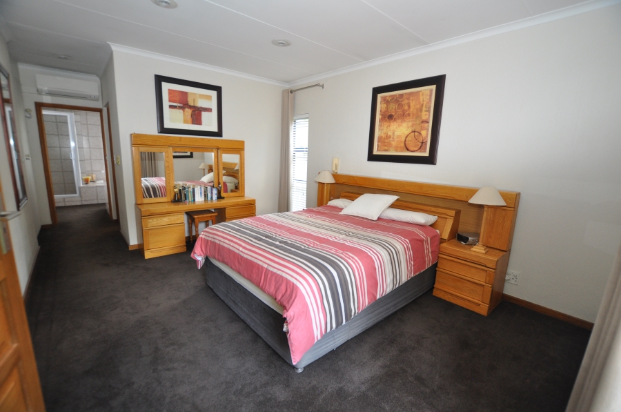 4 Bedroom Property for Sale in Dainfern Golf Estate Gauteng