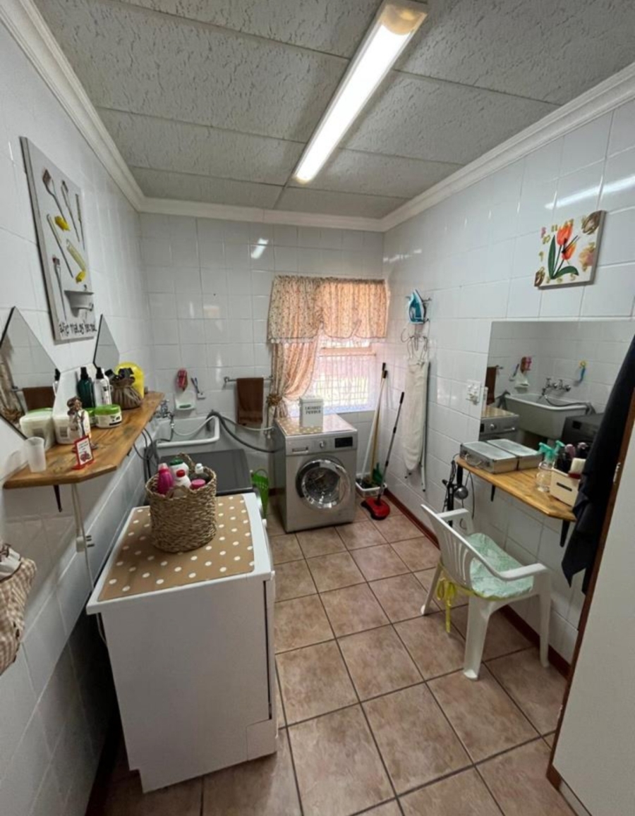 3 Bedroom Property for Sale in Vanderbijlpark SE 6 Gauteng