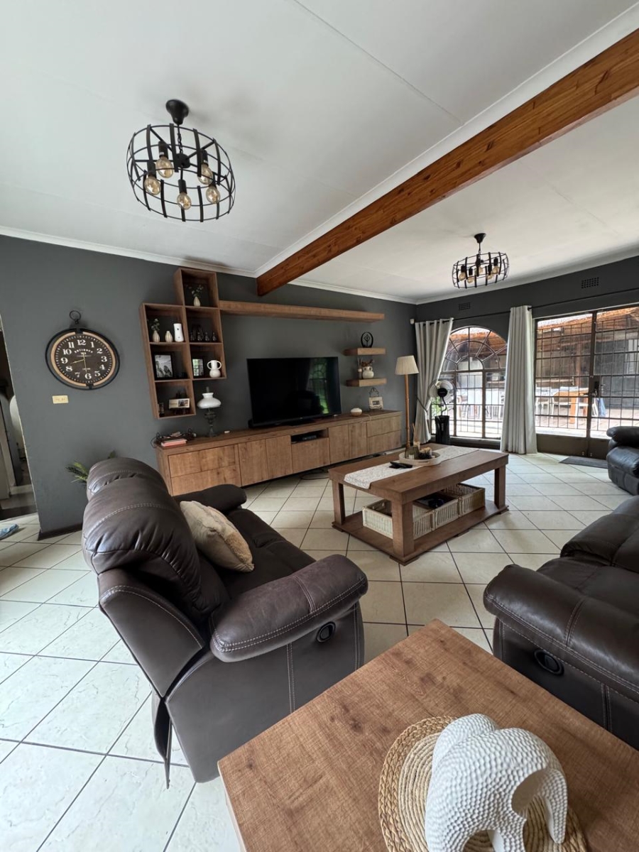 5 Bedroom Property for Sale in Vanderbijlpark SE Gauteng