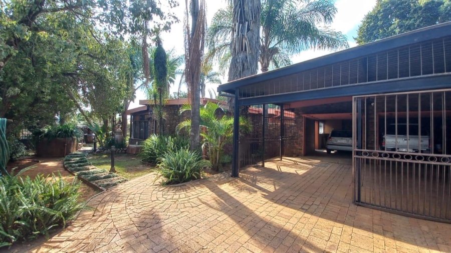 3 Bedroom Property for Sale in Pretoria Gardens Gauteng