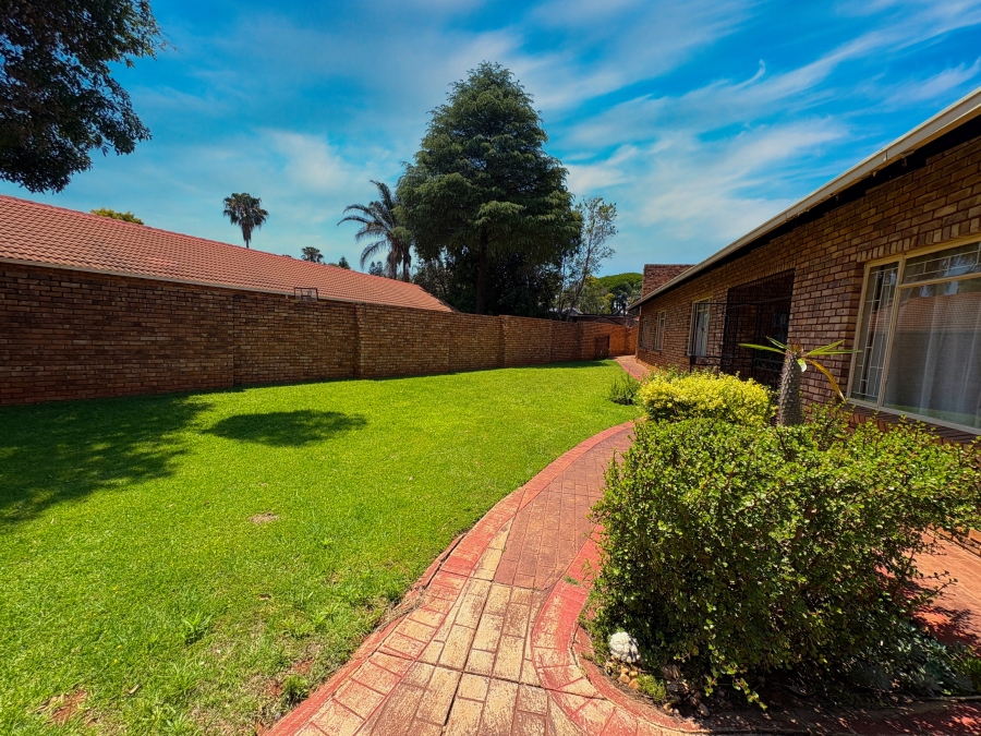 3 Bedroom Property for Sale in Chantelle Gauteng
