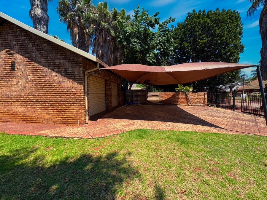 3 Bedroom Property for Sale in Chantelle Gauteng