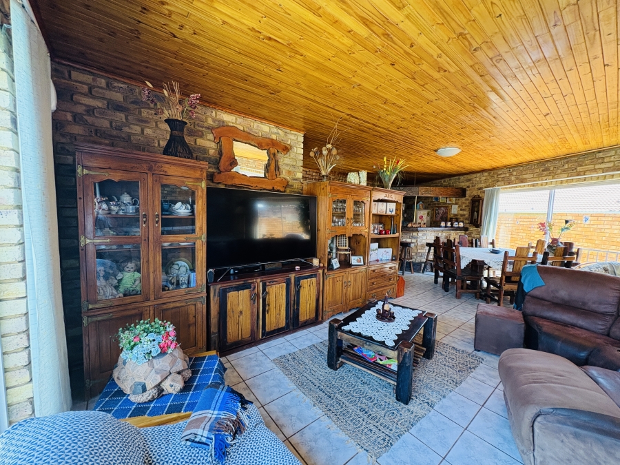 3 Bedroom Property for Sale in Chantelle Gauteng