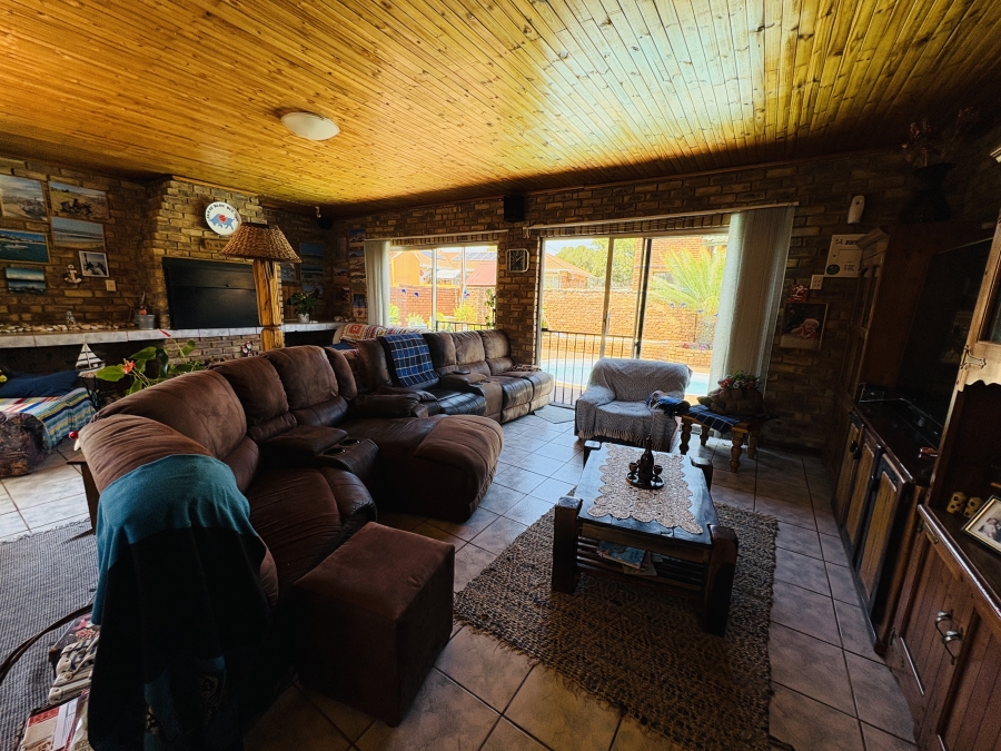 3 Bedroom Property for Sale in Chantelle Gauteng