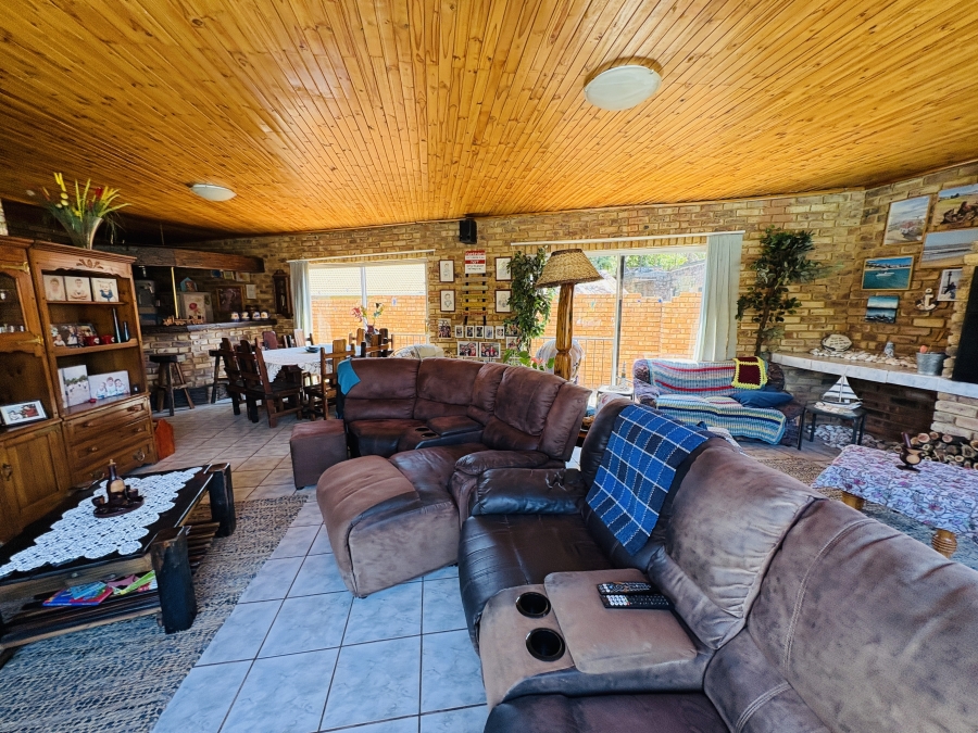 3 Bedroom Property for Sale in Chantelle Gauteng