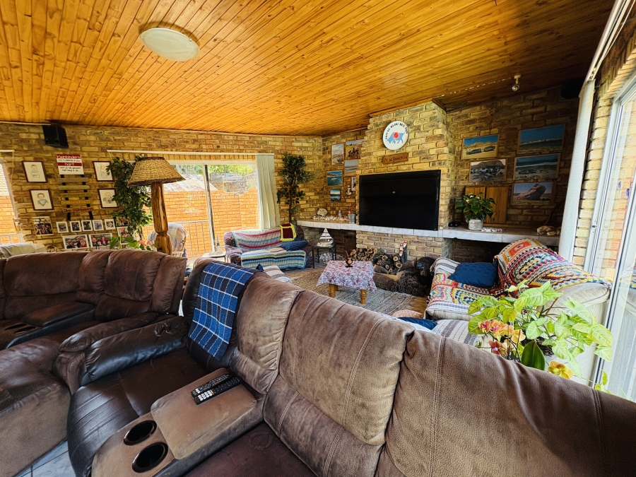 3 Bedroom Property for Sale in Chantelle Gauteng