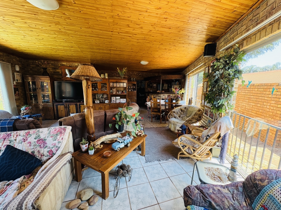 3 Bedroom Property for Sale in Chantelle Gauteng