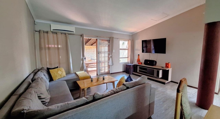 3 Bedroom Property for Sale in Vanderbijlpark SW 5 Gauteng