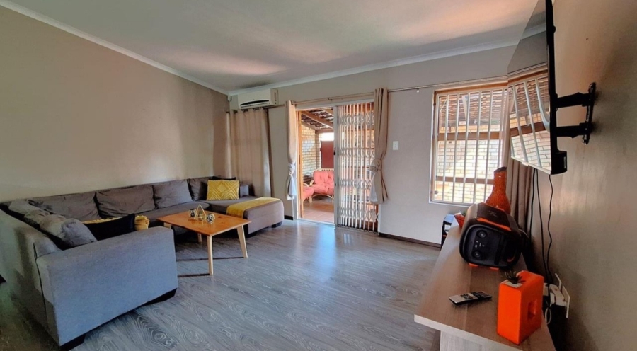 3 Bedroom Property for Sale in Vanderbijlpark SW 5 Gauteng