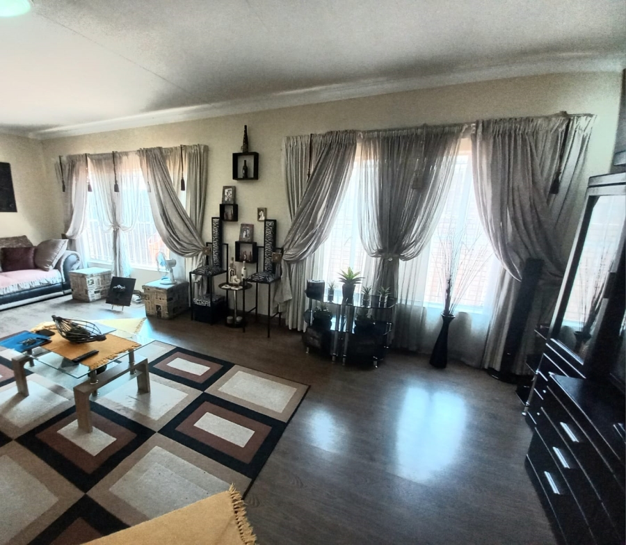 3 Bedroom Property for Sale in Mayville Gauteng