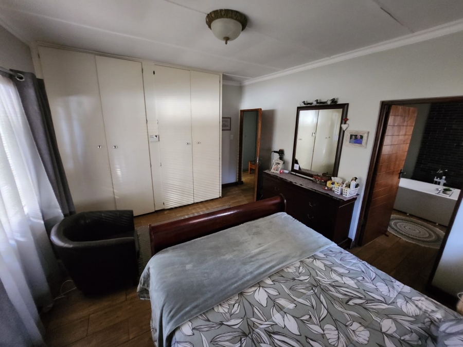 3 Bedroom Property for Sale in Vanderbijlpark SW 5 Gauteng