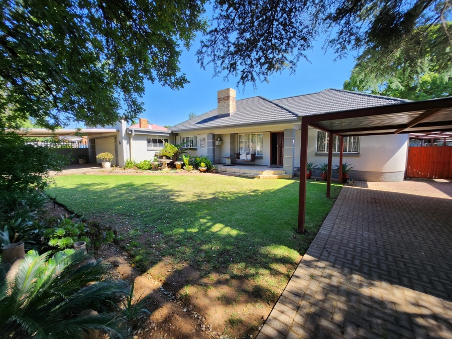 3 Bedroom Property for Sale in Vanderbijlpark SW 5 Gauteng