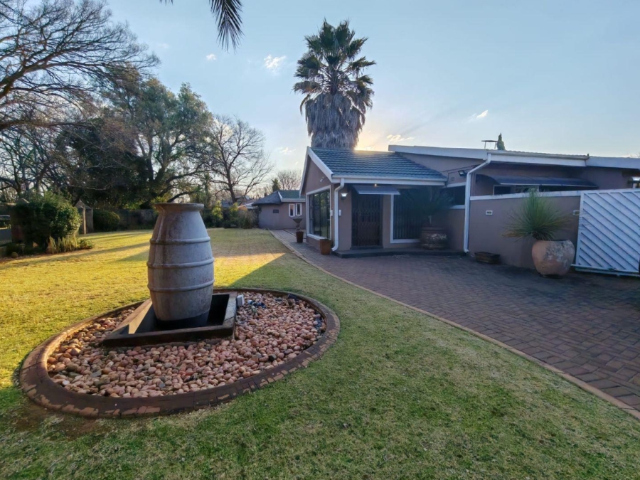 4 Bedroom Property for Sale in Three Rivers Gauteng
