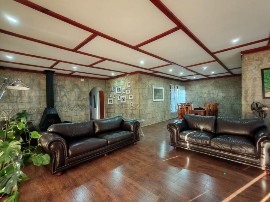 4 Bedroom Property for Sale in Three Rivers Gauteng