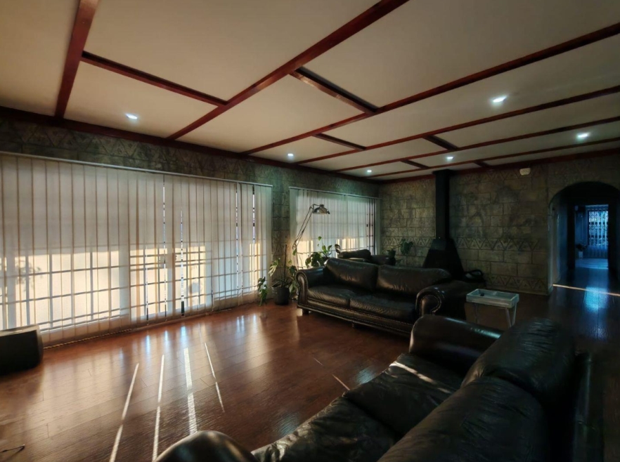 4 Bedroom Property for Sale in Three Rivers Gauteng