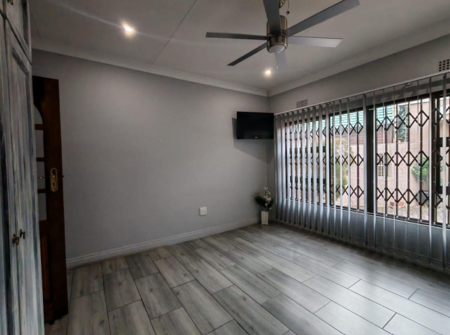 4 Bedroom Property for Sale in Three Rivers Gauteng