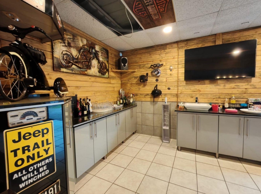 4 Bedroom Property for Sale in Three Rivers Gauteng