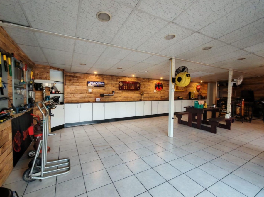 4 Bedroom Property for Sale in Three Rivers Gauteng