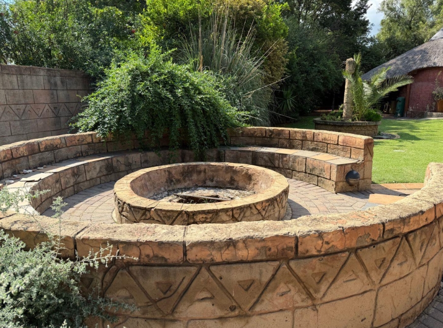 4 Bedroom Property for Sale in Three Rivers Gauteng