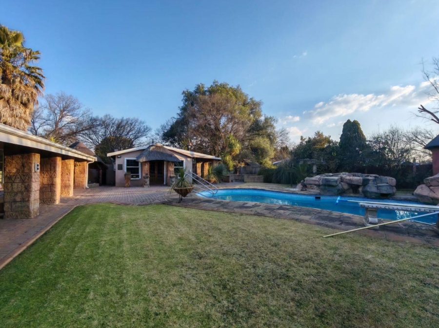 4 Bedroom Property for Sale in Three Rivers Gauteng