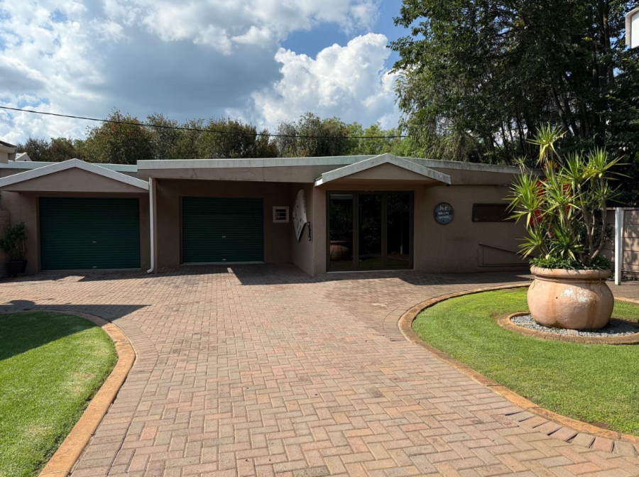 4 Bedroom Property for Sale in Three Rivers Gauteng