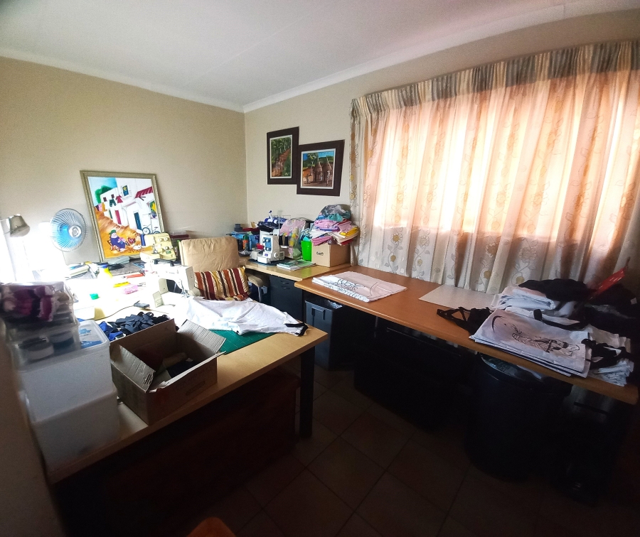 3 Bedroom Property for Sale in Theresa Park Gauteng