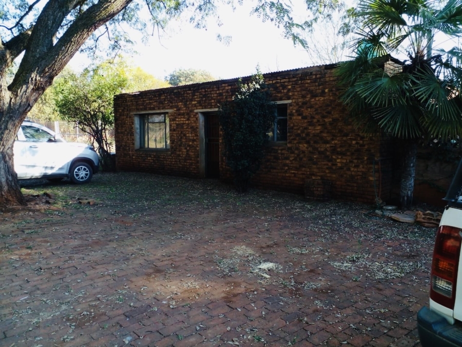 4 Bedroom Property for Sale in Magaliesmoot Gauteng