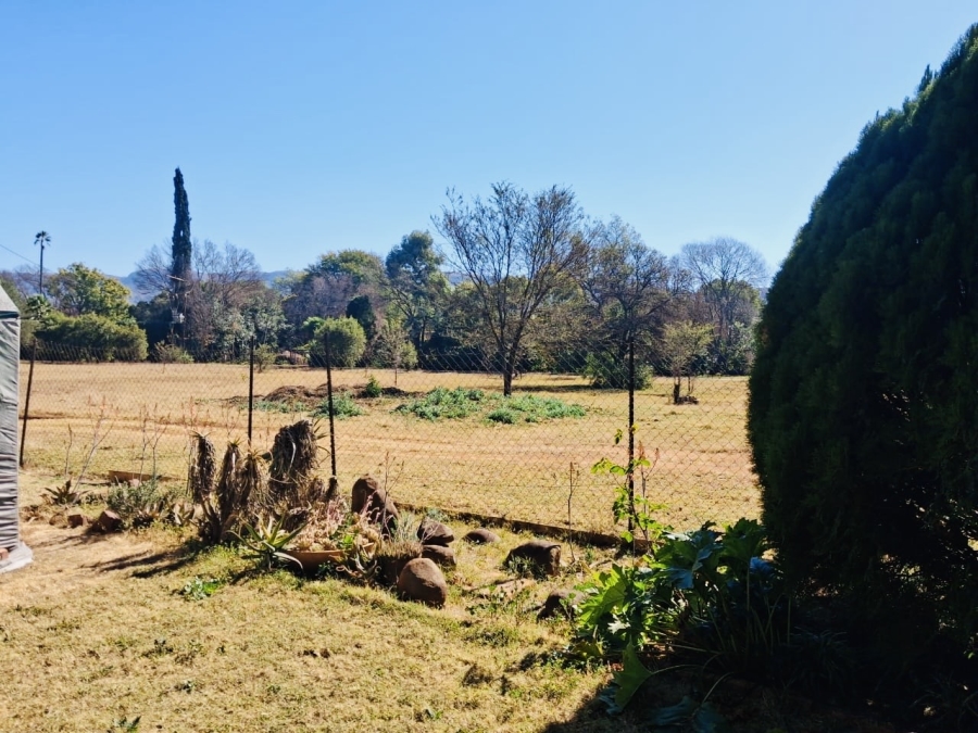 4 Bedroom Property for Sale in Magaliesmoot Gauteng