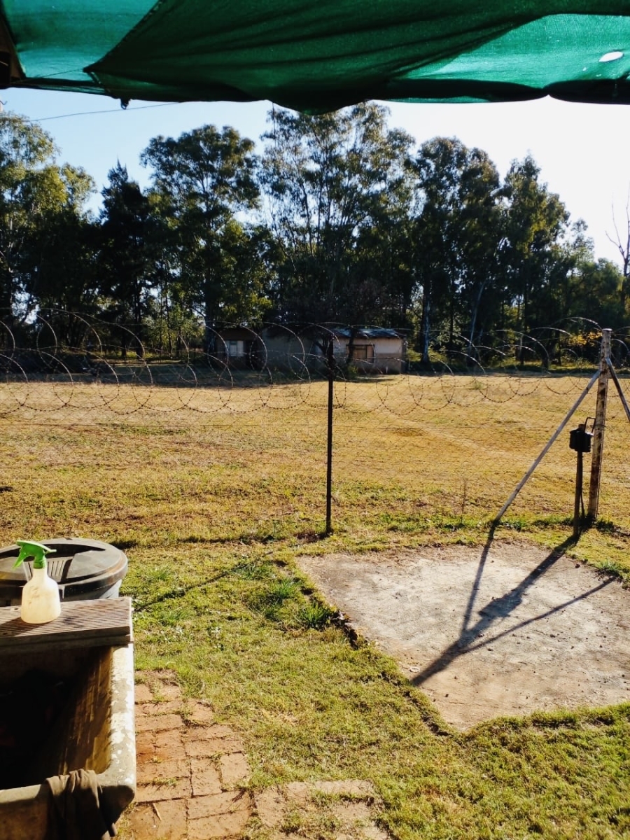 4 Bedroom Property for Sale in Magaliesmoot Gauteng