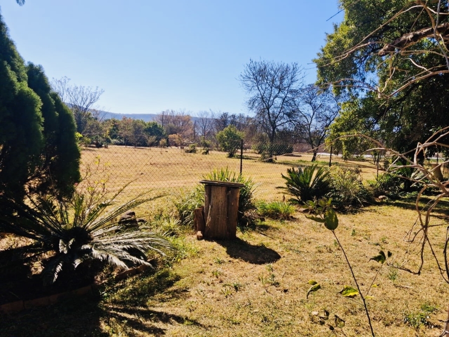 4 Bedroom Property for Sale in Magaliesmoot Gauteng