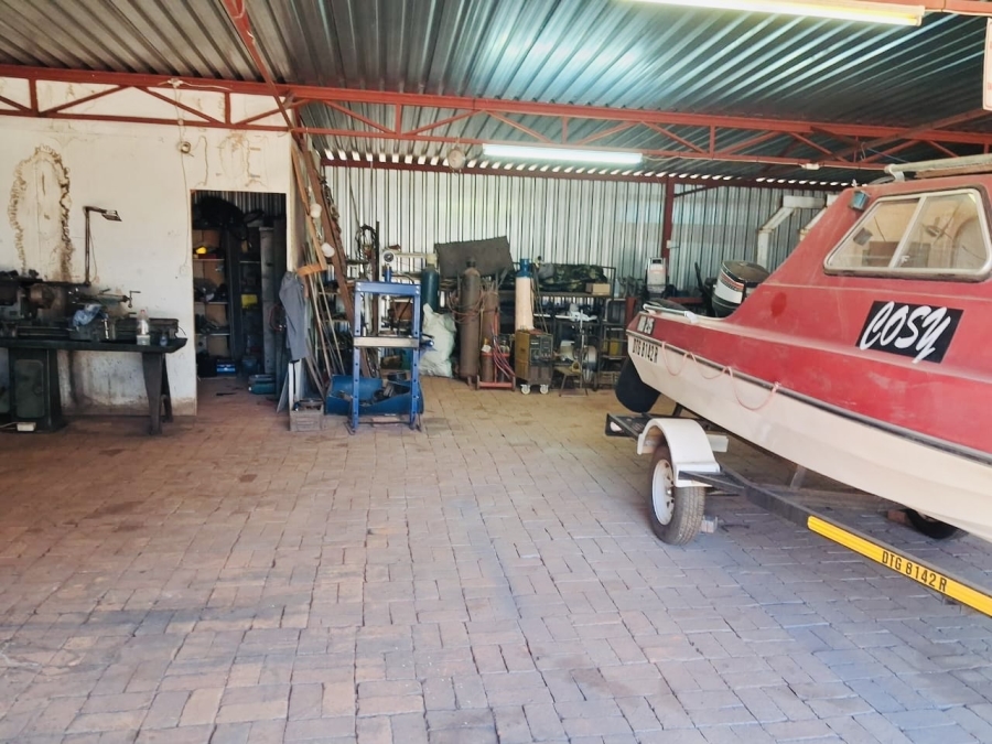 4 Bedroom Property for Sale in Magaliesmoot Gauteng