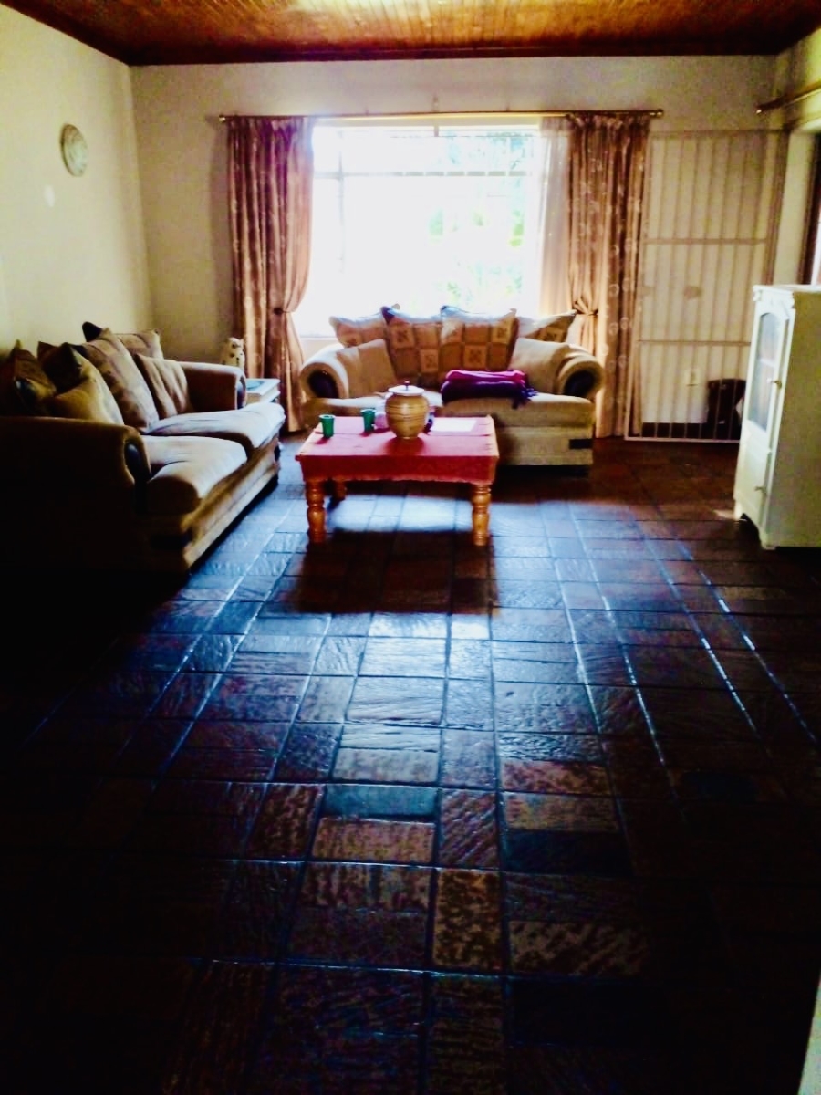 4 Bedroom Property for Sale in Magaliesmoot Gauteng