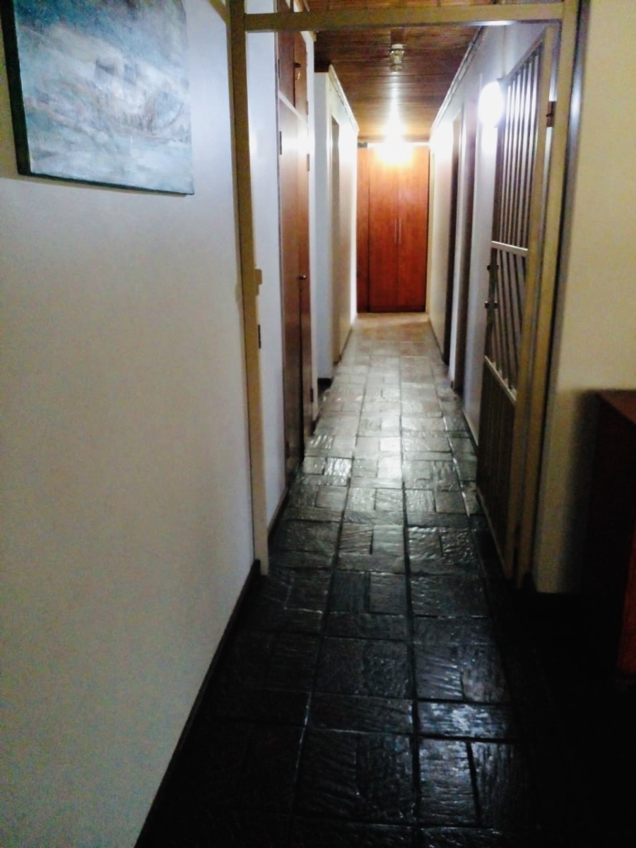 4 Bedroom Property for Sale in Magaliesmoot Gauteng