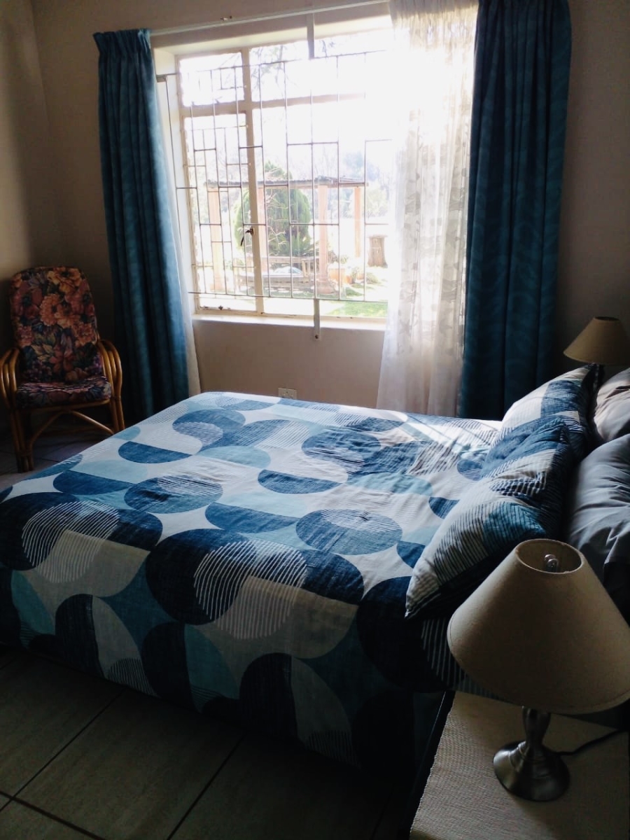 4 Bedroom Property for Sale in Magaliesmoot Gauteng