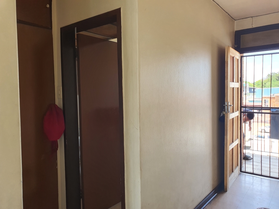 1 Bedroom Property for Sale in Silverton Gauteng