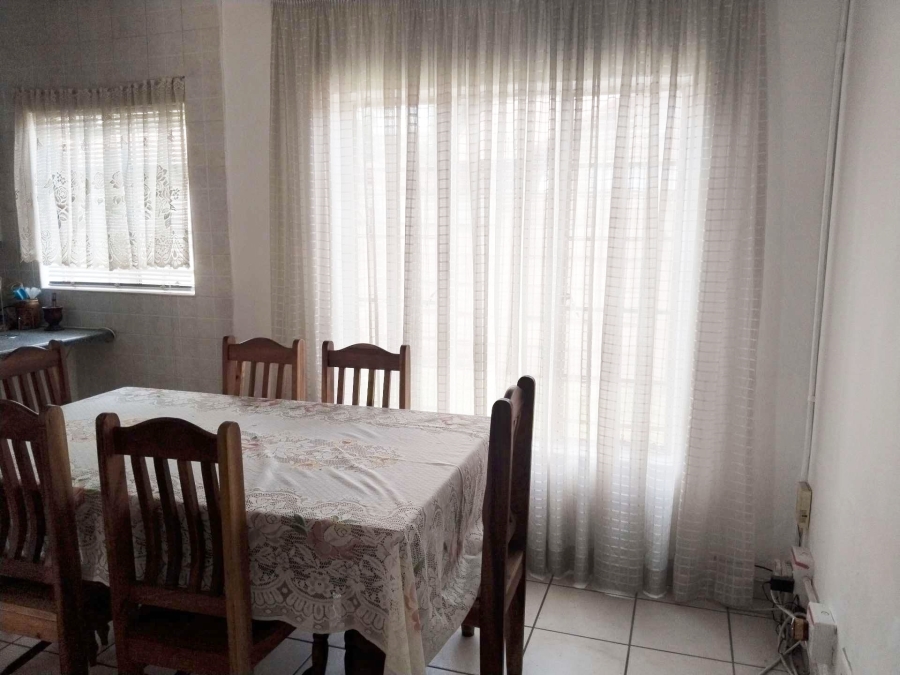 2 Bedroom Property for Sale in Claremont Gauteng