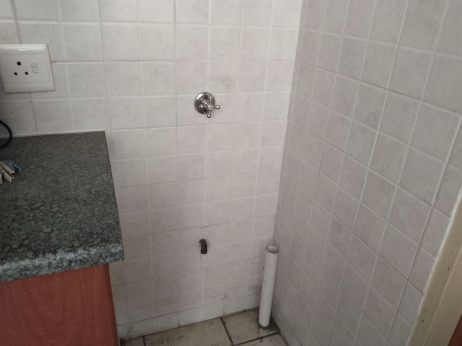 2 Bedroom Property for Sale in Claremont Gauteng