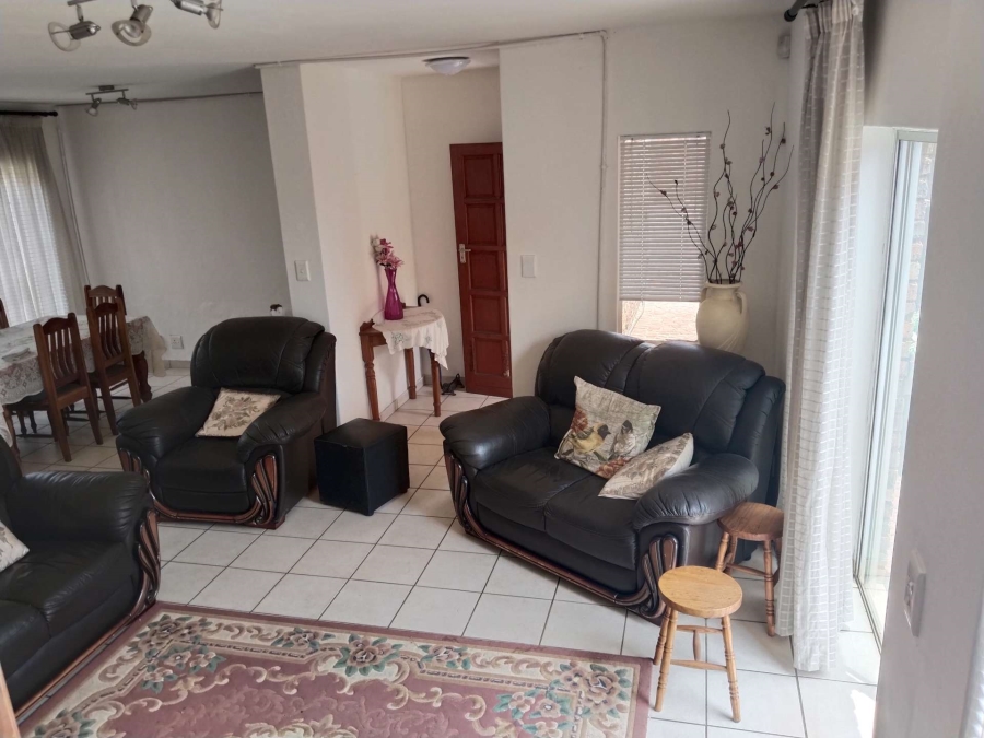 2 Bedroom Property for Sale in Claremont Gauteng