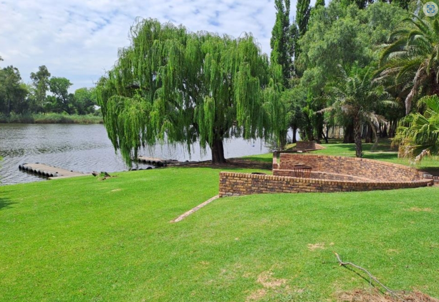 0 Bedroom Property for Sale in Riverspray Lifestyle Estate Gauteng