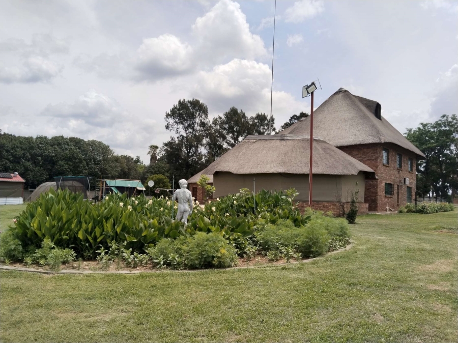 4 Bedroom Property for Sale in Swacina Park A H Gauteng