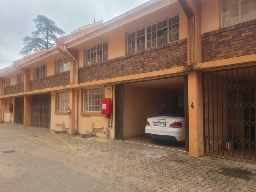 3 Bedroom Property for Sale in Sunnyside Gauteng