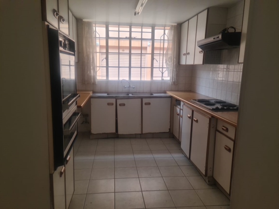 3 Bedroom Property for Sale in Sunnyside Gauteng